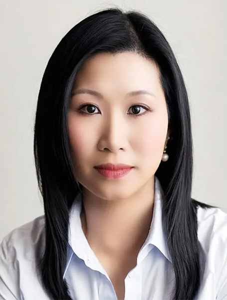 Ali Chang headshot